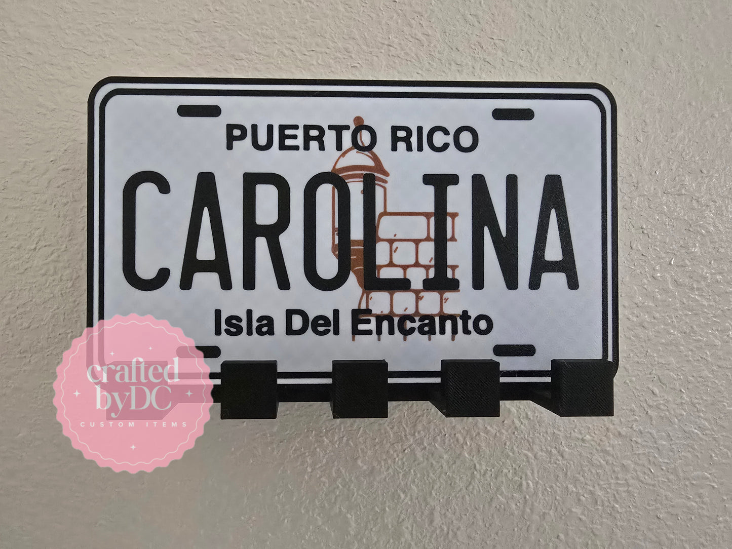 Tablilla Puerto Rico Personalizada con Pueblo | Porta Llaves de Pared Boricua | Puerto Rico Key Holder | Decoración Boricua | Regalo Puertorriqueño