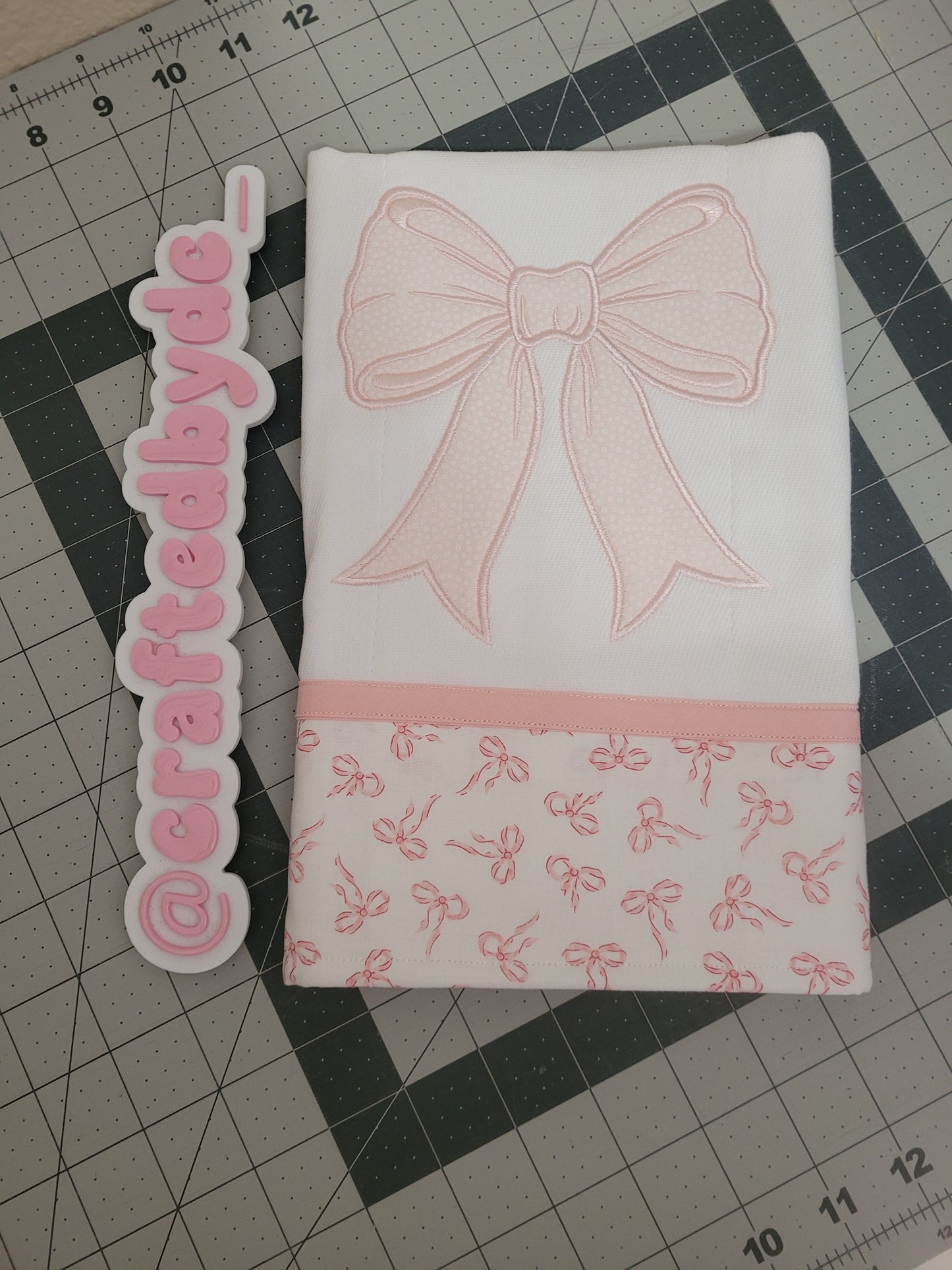 Cute Lazo-Paño Bordado