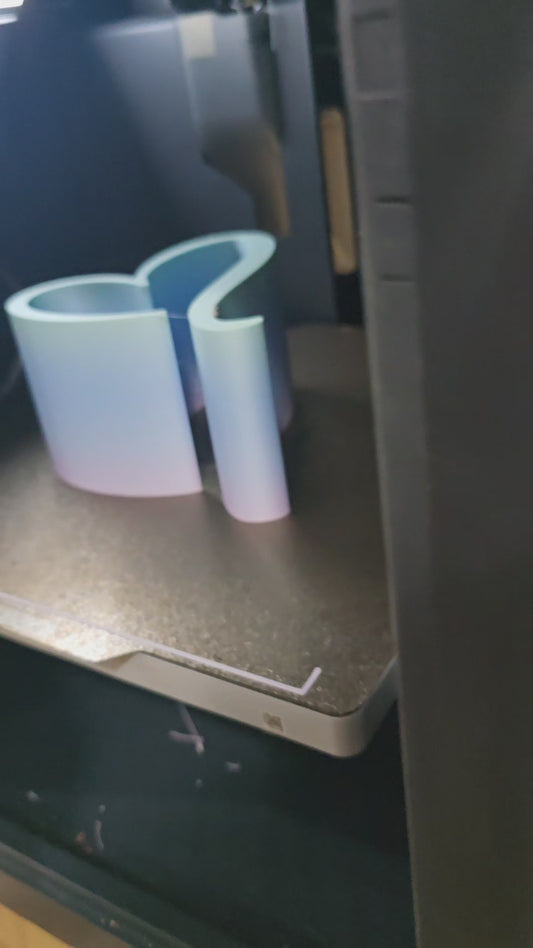 Phone Holder -Heart Design